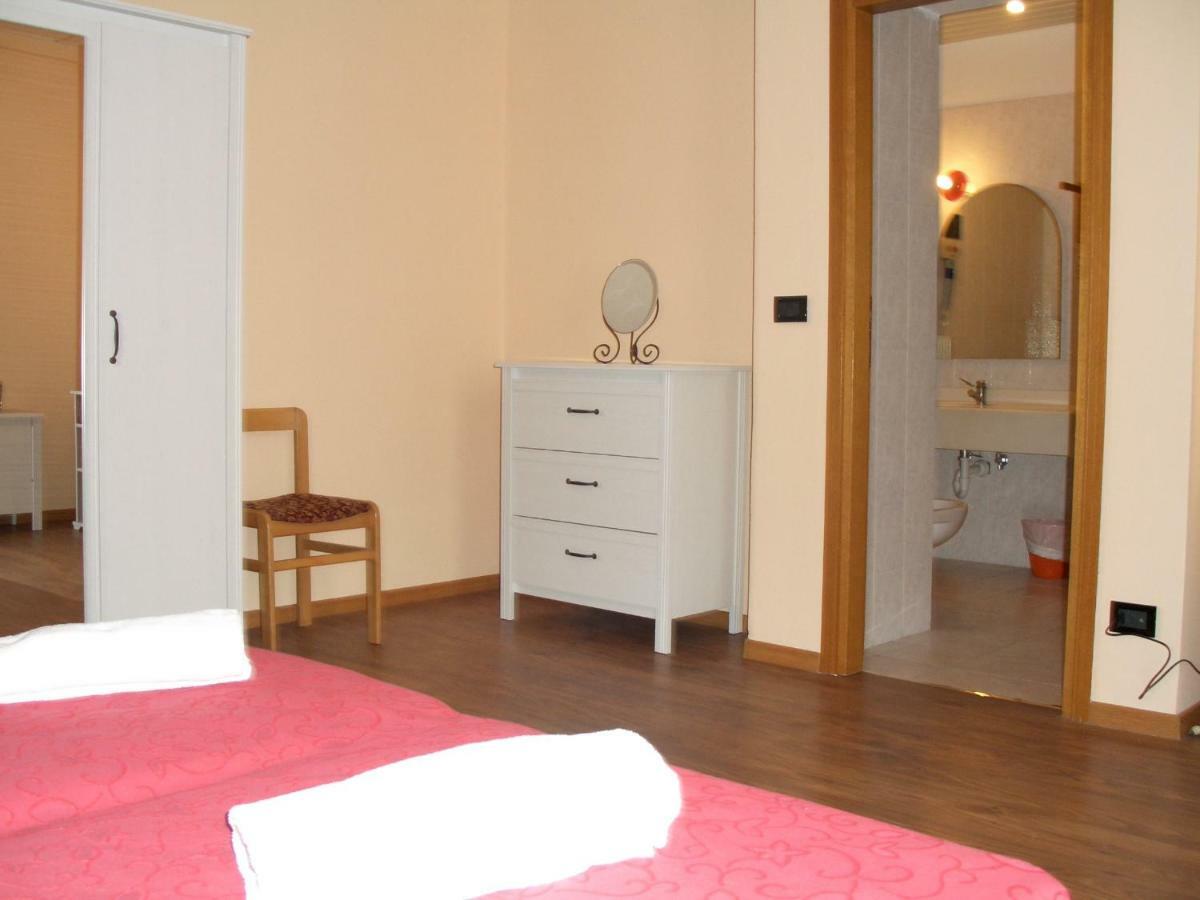 Hotel Bellaria Levico Terme Bagian luar foto