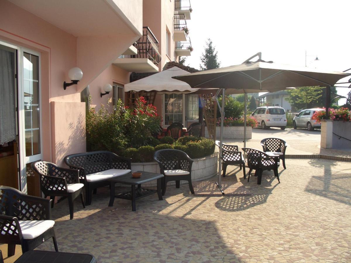 Hotel Bellaria Levico Terme Bagian luar foto